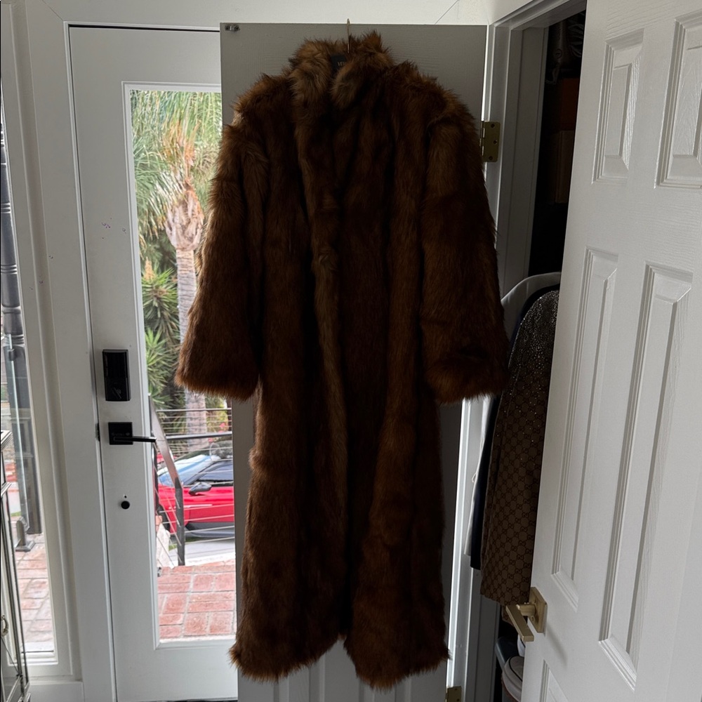 KHYLuxurious Brown Faux Fur coat